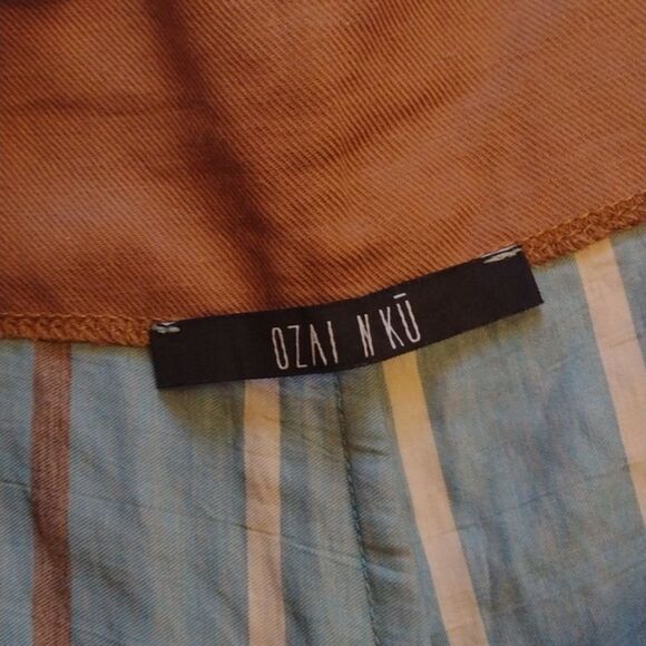 Ozai N Ku relaxed leg crop trouser blue beige stripe size S - Picture 4 of 11